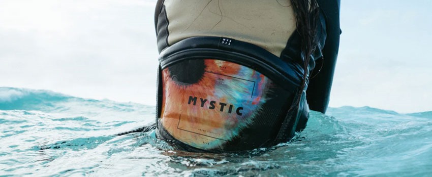 Mystic Gem Bruna Kajiya 2022 Hardshell harness