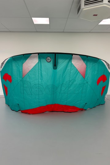 Duotone Kiteboarding-Super Model 2025 Kite (DEMO)