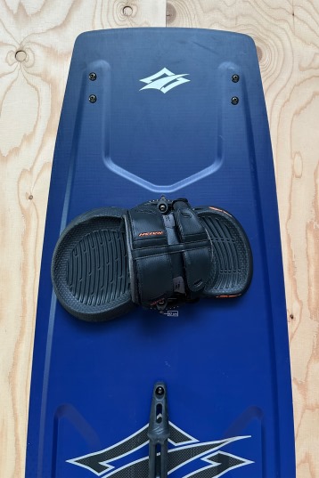Naish-Drive 2025 Kiteboard (DEMO)
