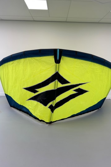 Naish-Pivot 2025 Kite (DEMO)