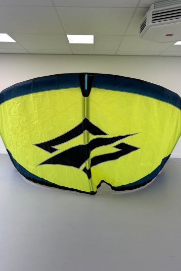 Naish-Pivot 2025 Kite (DEMO)