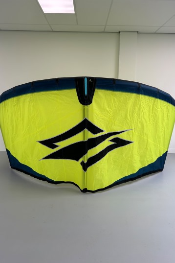 Naish-Pivot 2025 Kite (DEMO)