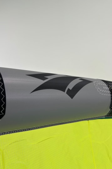 Naish-Pivot 2025 Kite (DEMO)