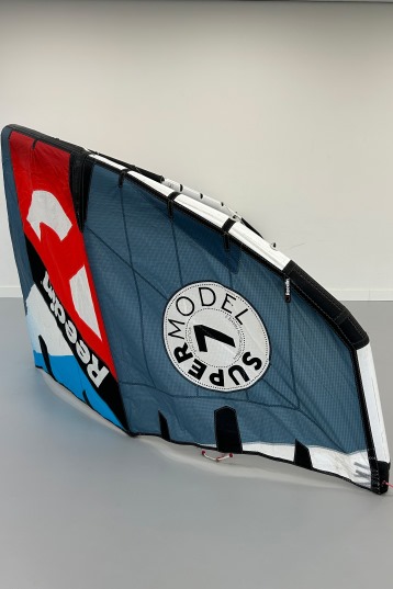 Reedin Kiteboarding-Super Model HTF 2024 Kite (2nd)