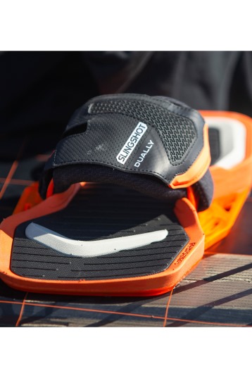 Slingshot-Dually V8 Pads & Straps