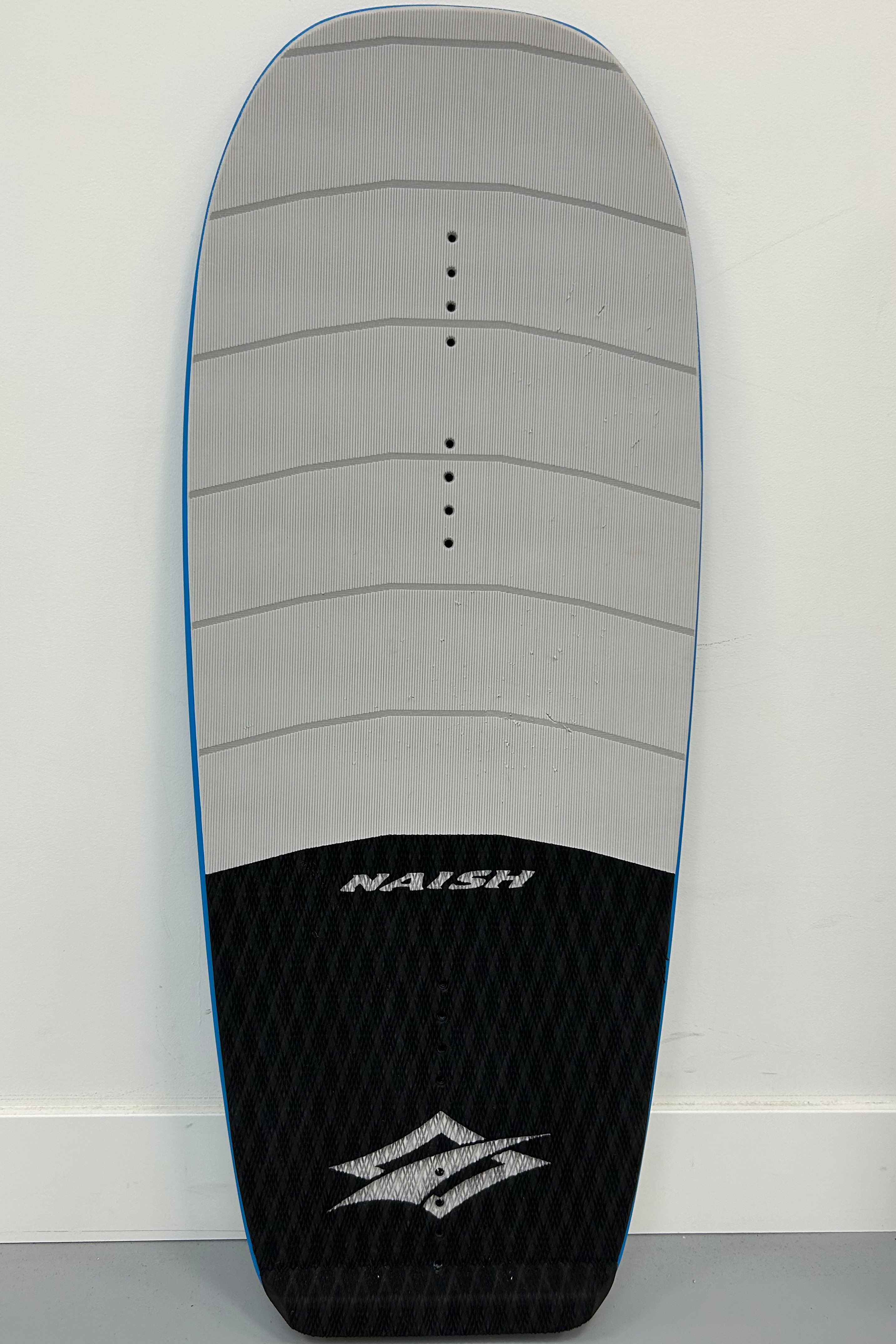 Naish-Macro Chip 2025 Foil Super Set Carbon (DEMO)