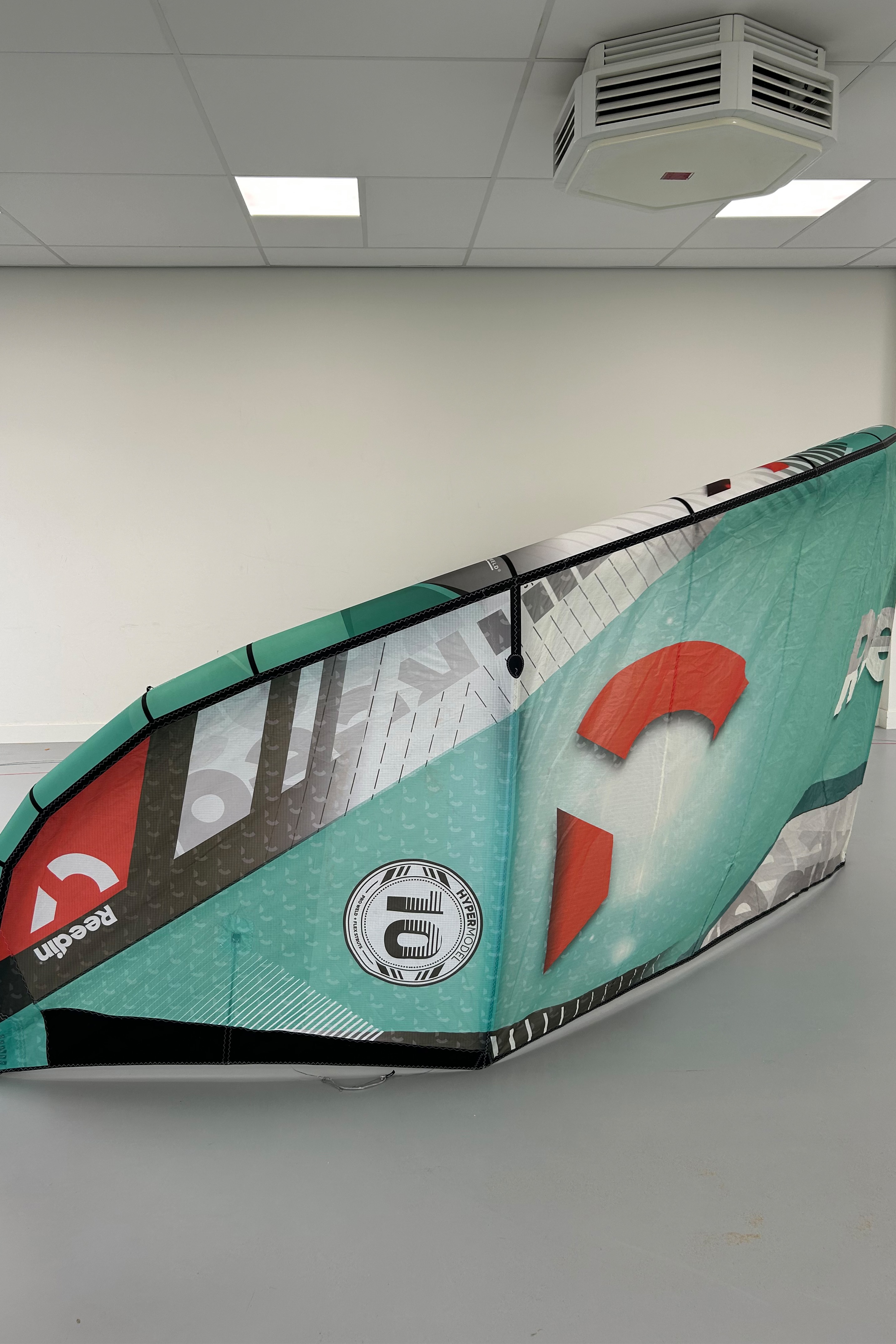 Reedin Kiteboarding-HyperModel 2025 Kite (2nd)