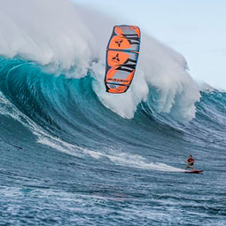 Verschillende disciplines in Kitesurfen